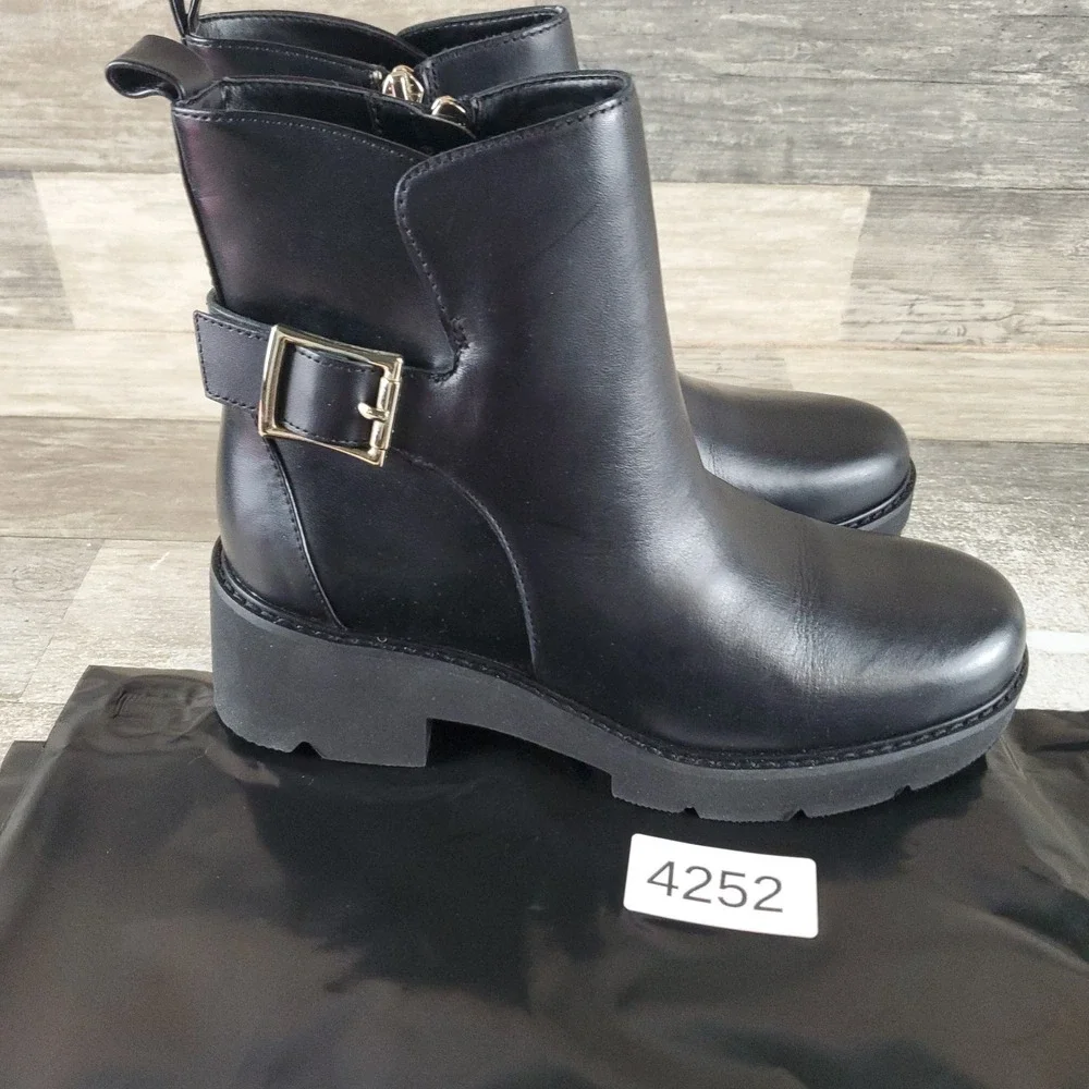 Naturalizer Delilah Womens Ankle Boots Sz 6 M Black Leather Side Zip Round Toe
